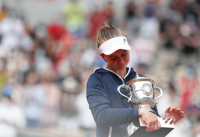 1639051206552043714.jpg 60c559c8f3e8f191f3374580.jpg